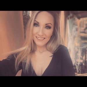 Meet your Posher, Lacey